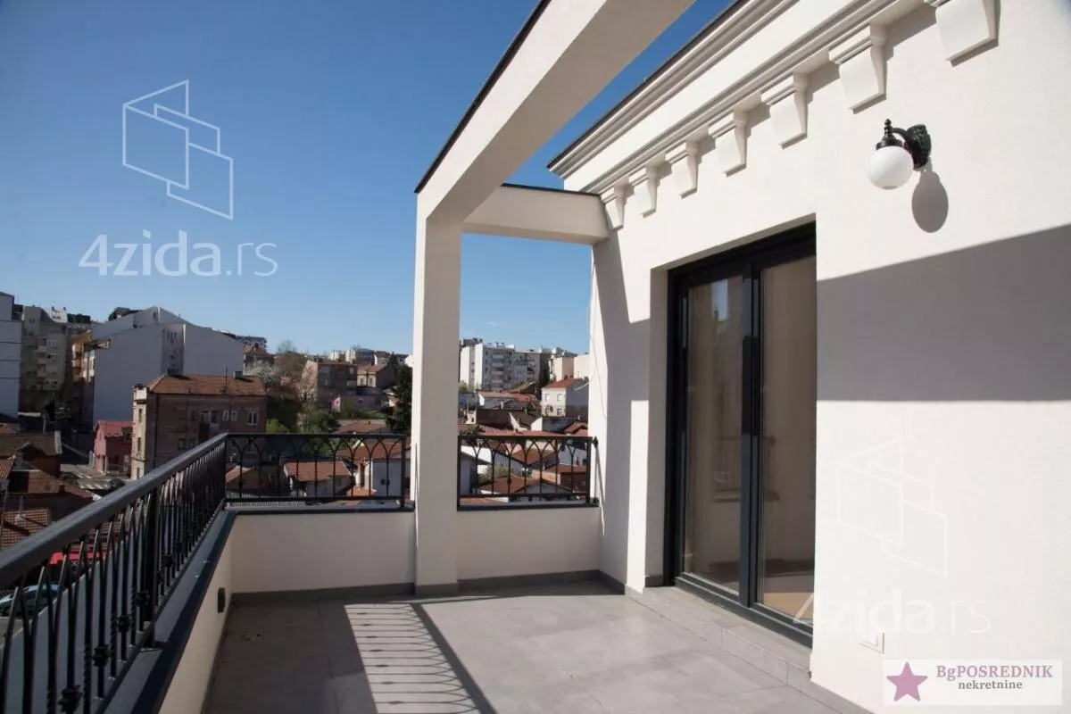 Petosoban stan | 4zida