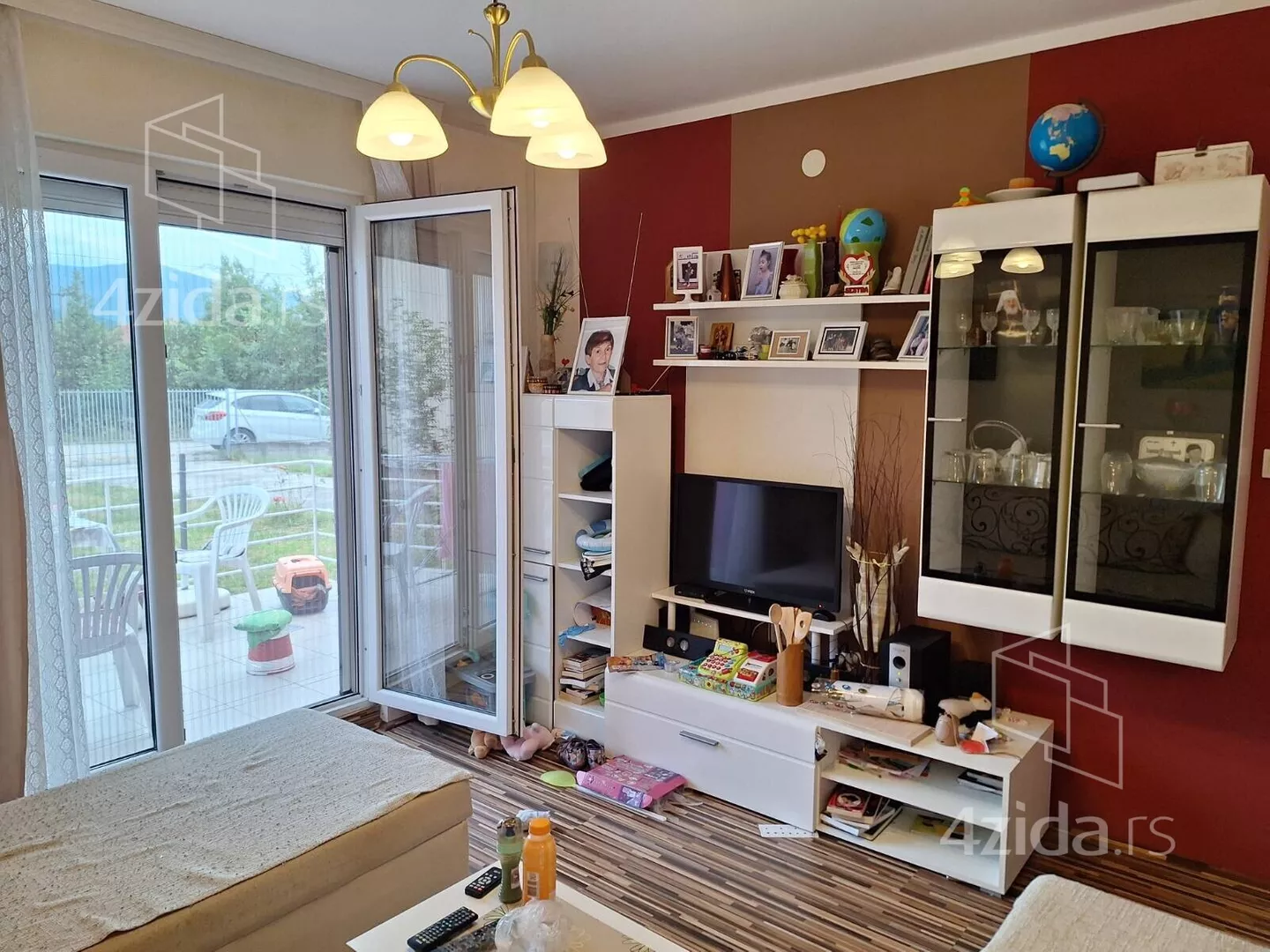 Četvoroiposoban stan | 4zida