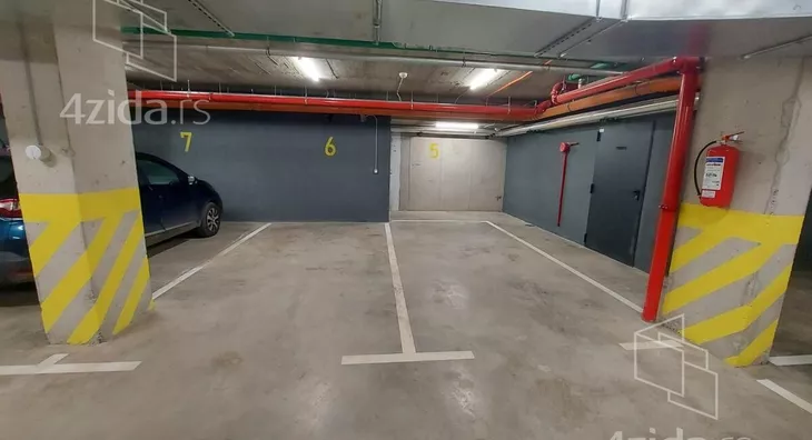 Poslovni prostor | 4zida