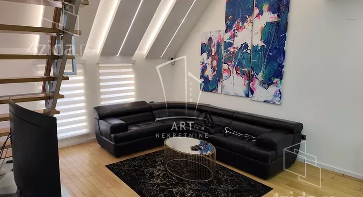 Petosoban stan | 4zida