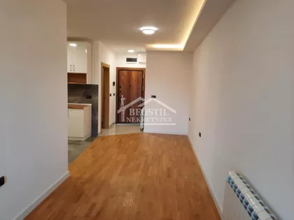 Trg Zorana Đinđića | 4zida.rs
