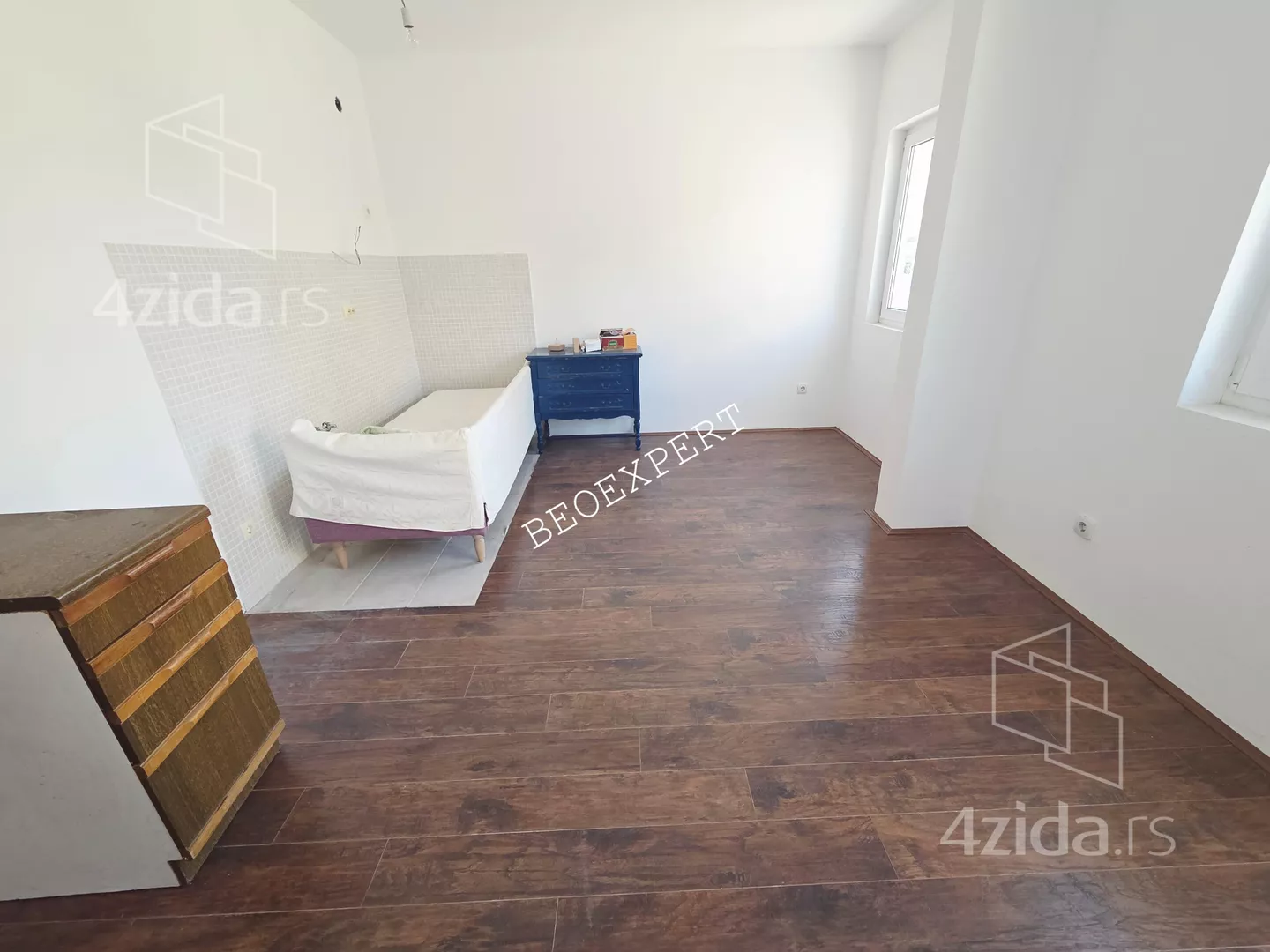Garsonjera | 4zida
