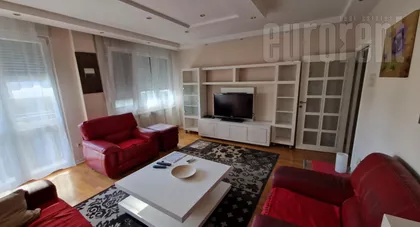 TAŠMAJDAN | 4zida.rs