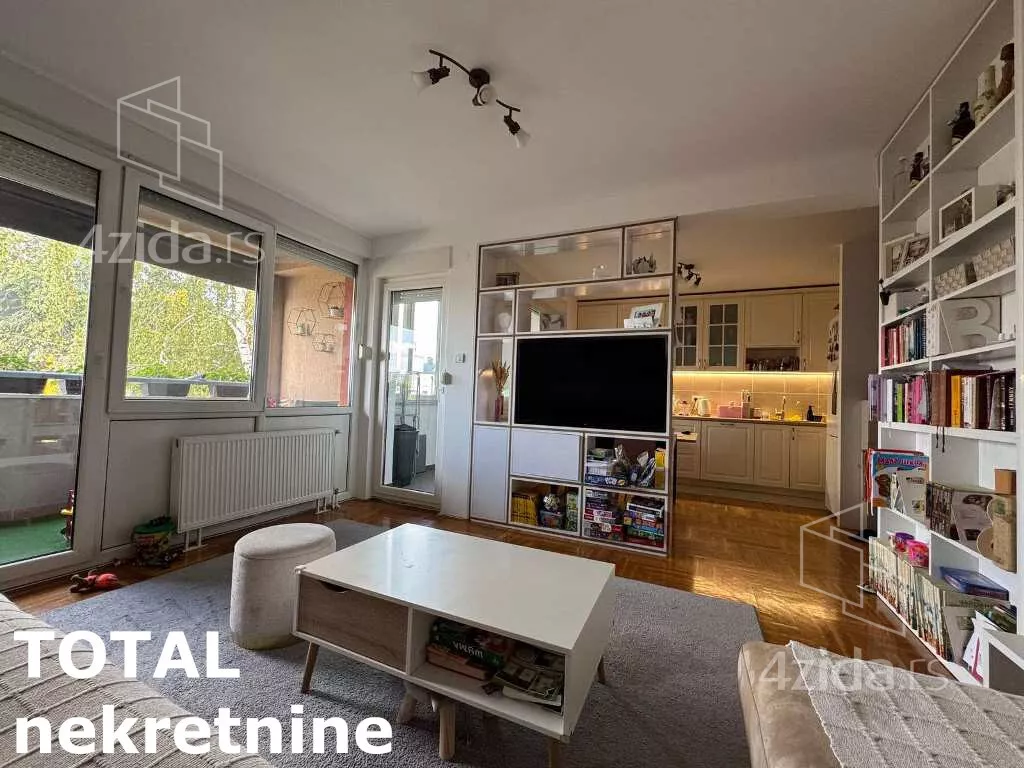 Četvorosoban stan | 4zida