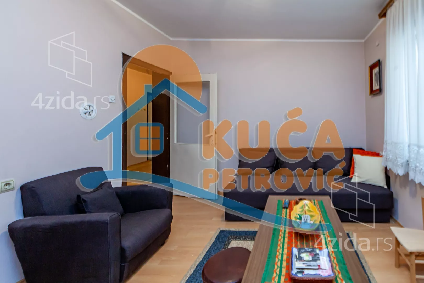 Troiposoban stan | 4zida