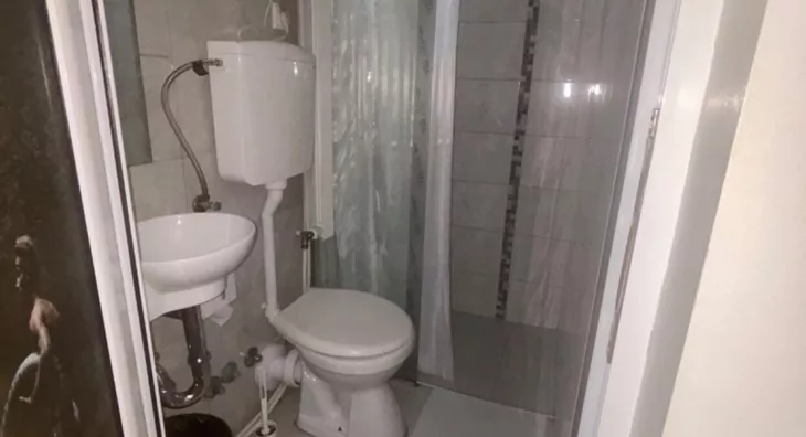 Poslovna zgrada | 4zida