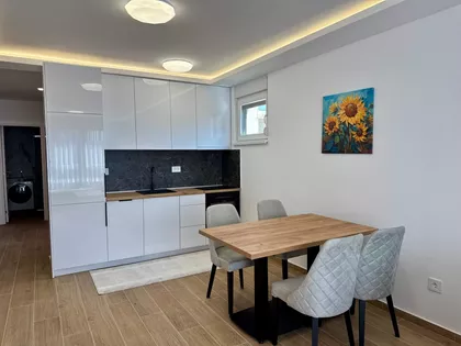 Pregrevica | 4zida.rs