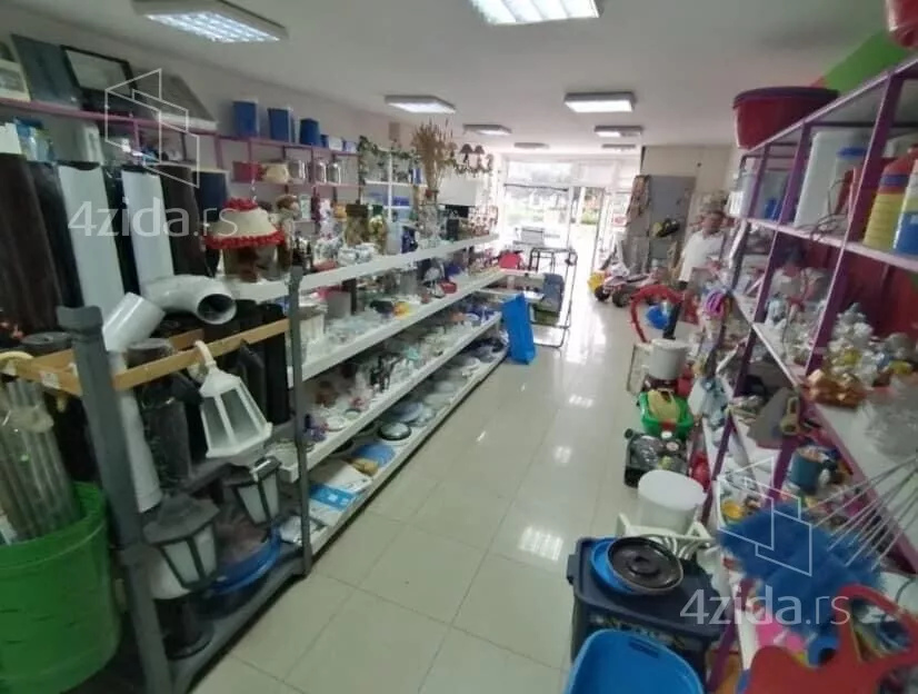 Poslovni prostor | 4zida