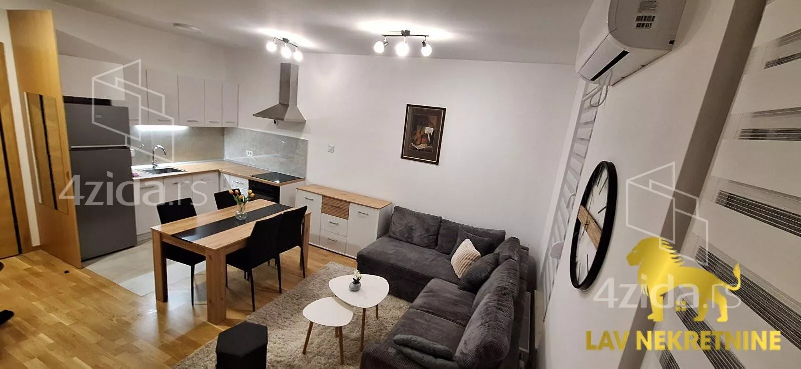 Jednoiposoban stan | 4zida