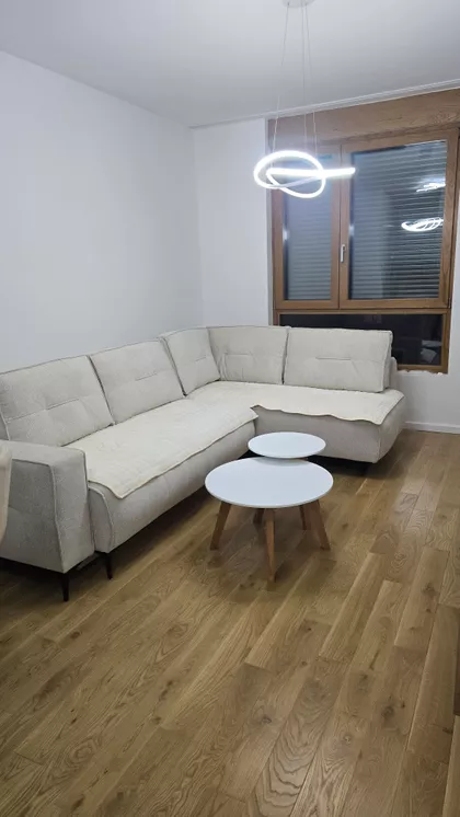 Bulevar Nemanjića 35a | 4zida.rs