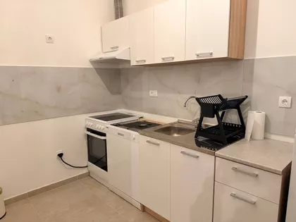 Hadži Prodanova | 4zida.rs