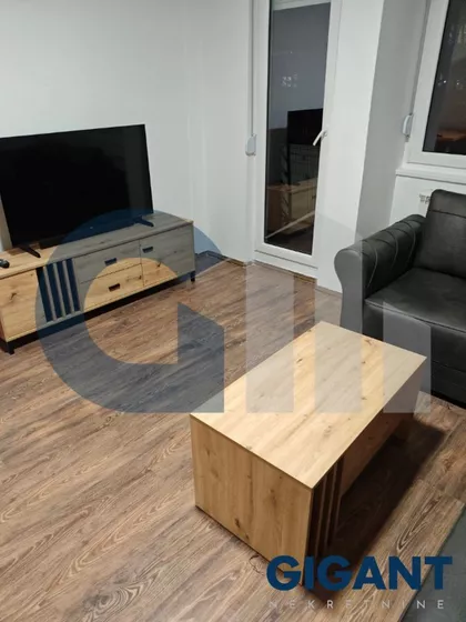 Pariske komune | 4zida.rs