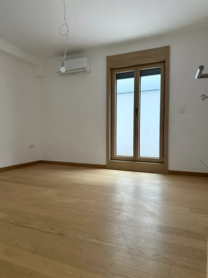 Varovnička bb | 4zida.rs