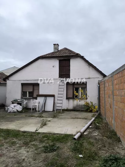 Petrovaradinsko Podgrađe - Gradić | 4zida.rs