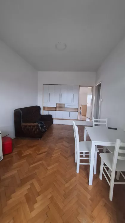 Gospodar Jevremova | 4zida.rs