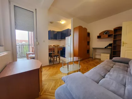 Hadži Ruvimova | 4zida.rs