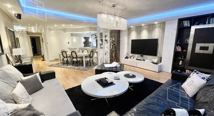 Petoiposoban stan | 4zida