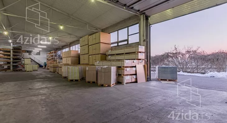 Poslovni prostor | 4zida