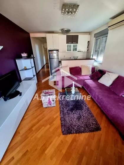 Lekino Brdo | 4zida.rs