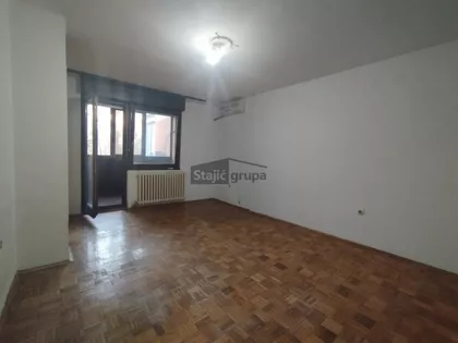 Vojvođanski bulevar | 4zida.rs