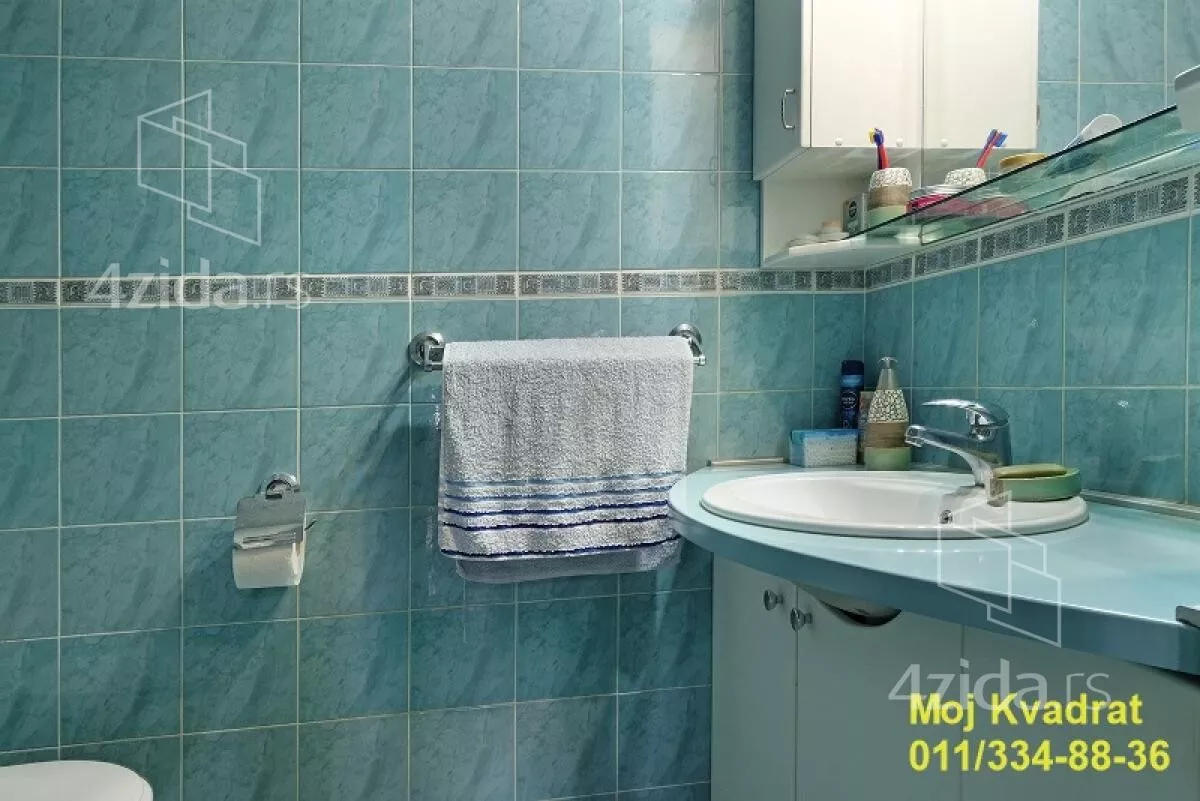 Šestosoban stan | 4zida