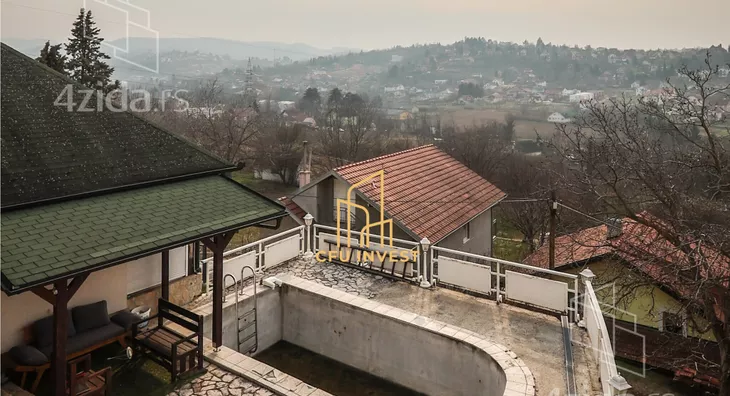 3-etažna kuća | 4zida