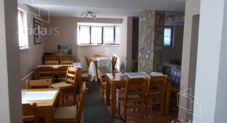 Ugostiteljski objekat | 4zida