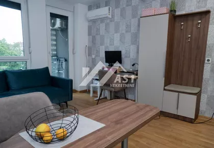 Bulevar Cara Lazara | 4zida.rs