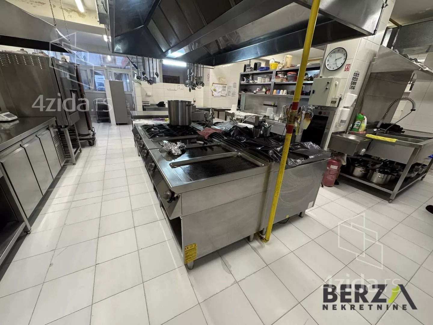 Poslovni prostor | 4zida