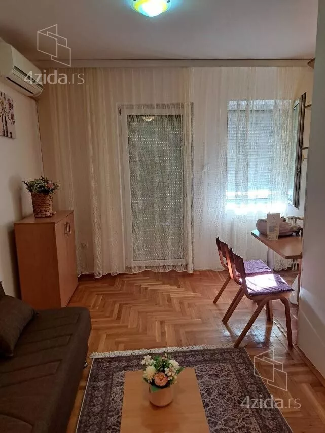 Garsonjera | 4zida