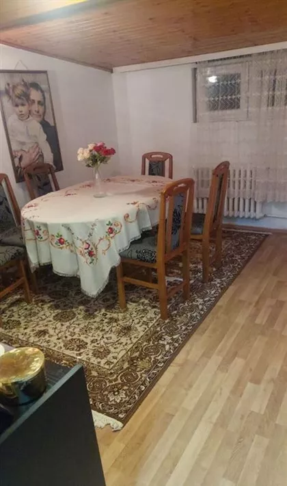 Sare Bernar | 4zida.rs