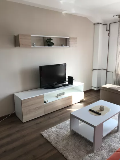Kneza Miloša 52 | 4zida.rs