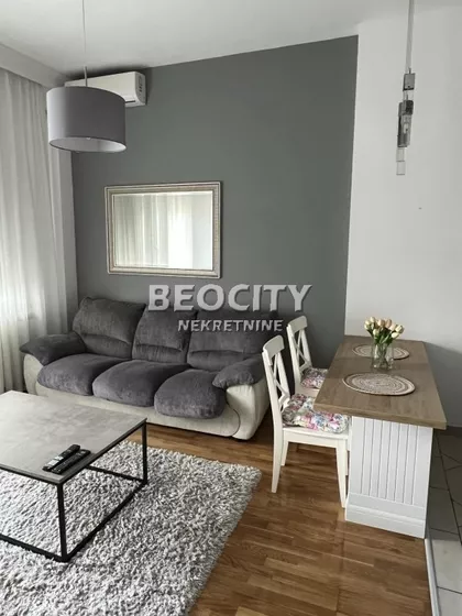 Bulevar Oslobođenja | 4zida.rs