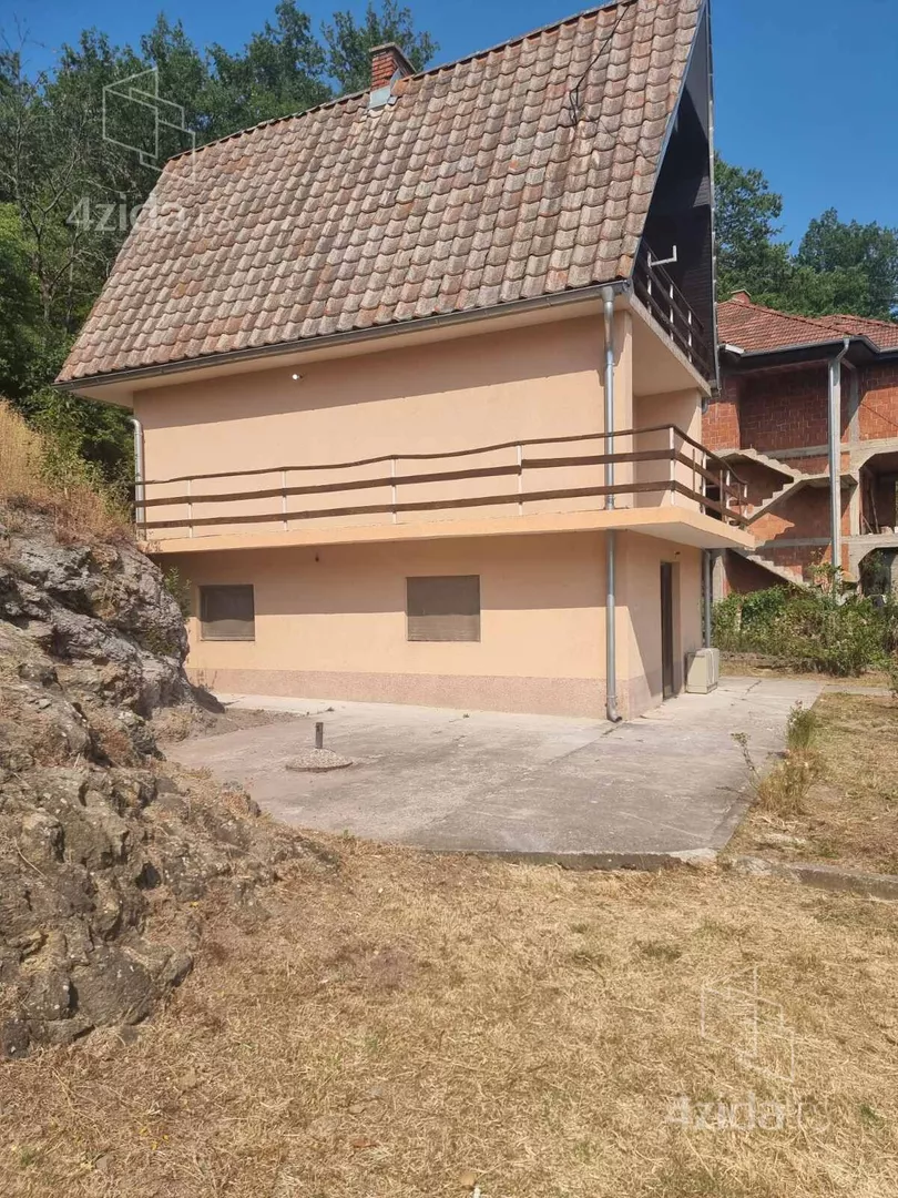 3-etažna kuća | 4zida