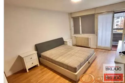 Bulevar Oslobođenja | 4zida.rs