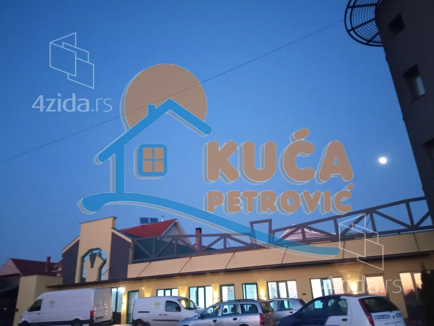 Lokal | 4zida