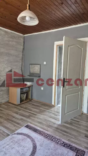 Makova Sedmica | 4zida.rs