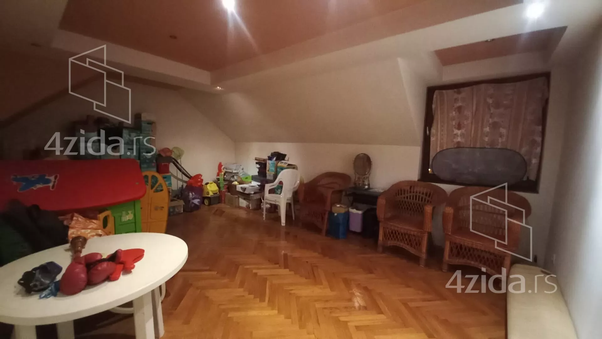 3-etažna kuća | 4zida