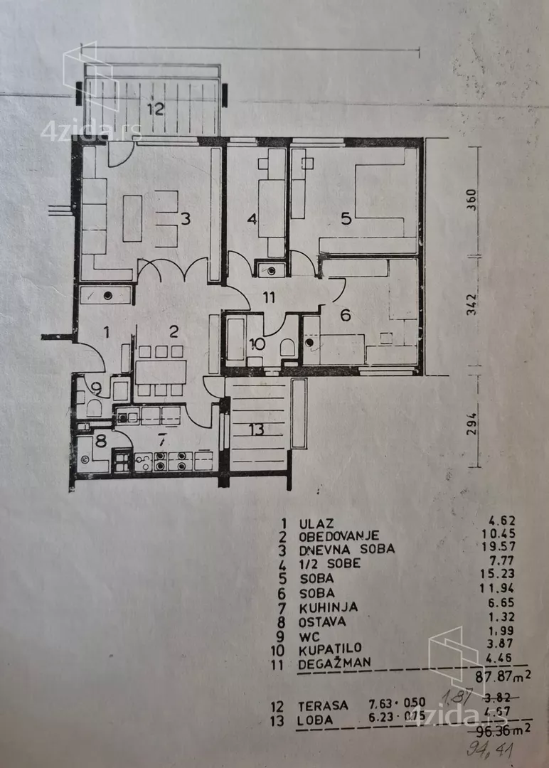 Četvorosoban stan | 4zida