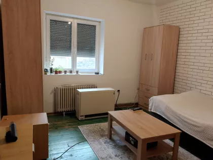 Peti Kvart | 4zida.rs