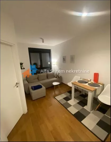 Južni Bulevar | 4zida.rs