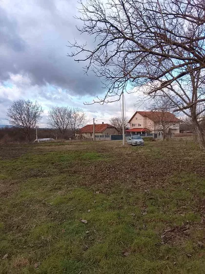 Crkvenska | 4zida.rs