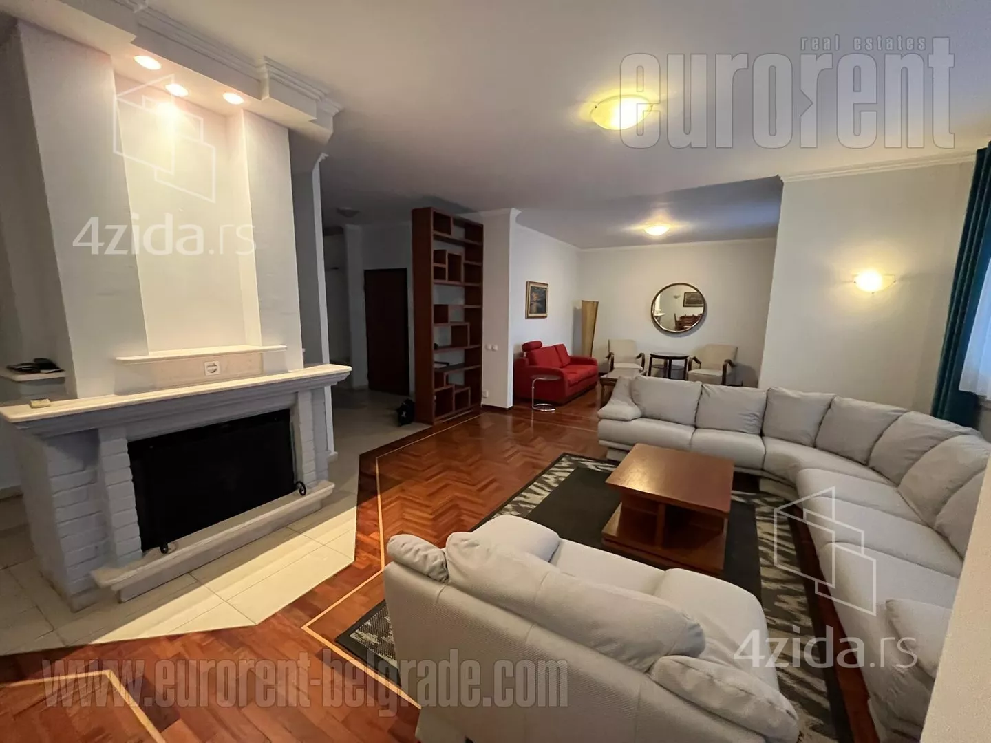 Četvoroiposoban stan | 4zida