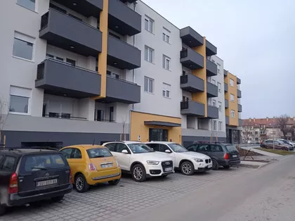 Teslino Naselje | 4zida.rs