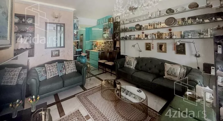 Troiposoban stan | 4zida