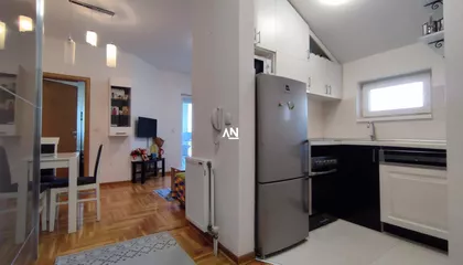 Miljana Miljanića | 4zida.rs