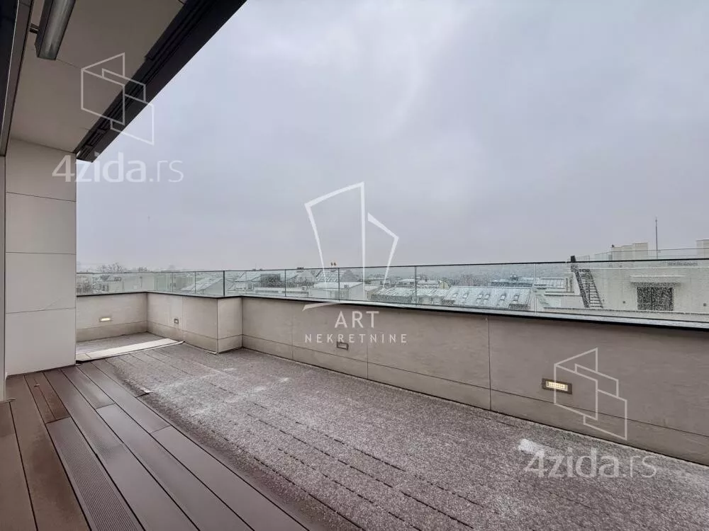 Petosoban stan | 4zida