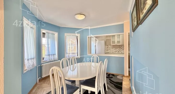 Petosoban stan | 4zida