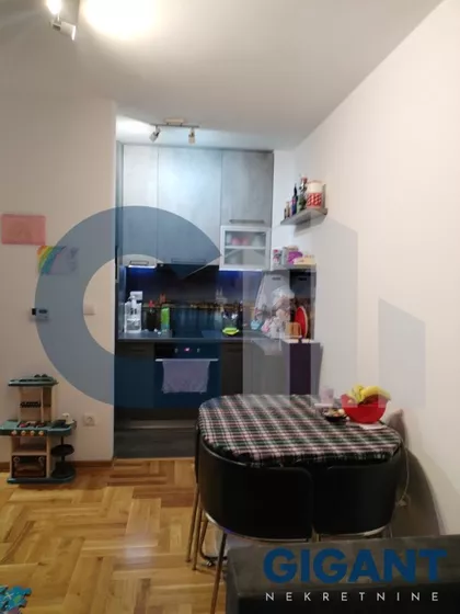 Semjuela Beketa | 4zida.rs