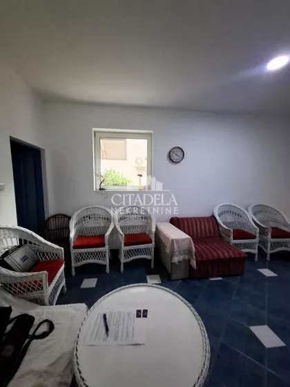 Luke Vojvodića | 4zida.rs